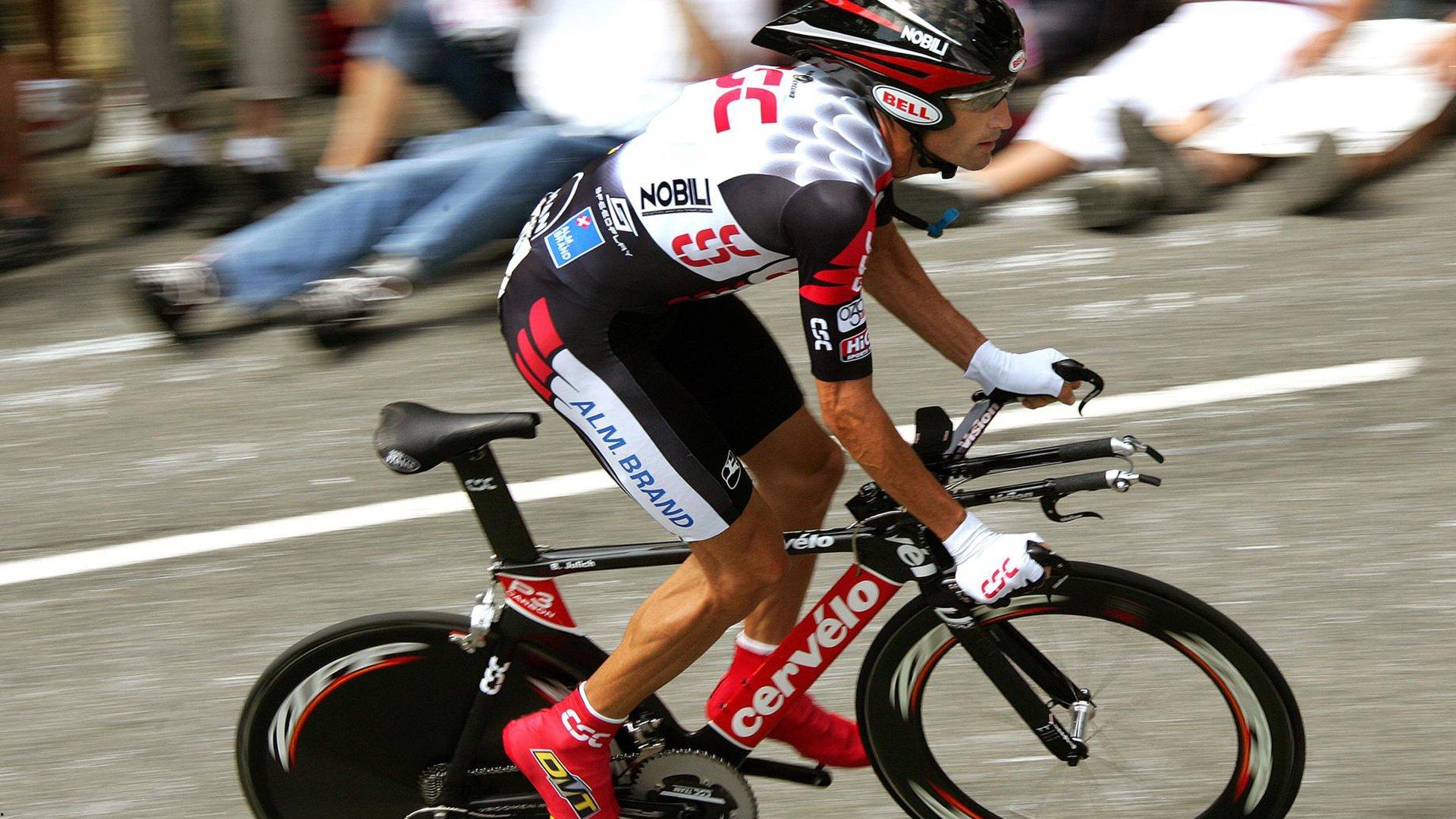 【夜读】鬓微霜，又何妨！