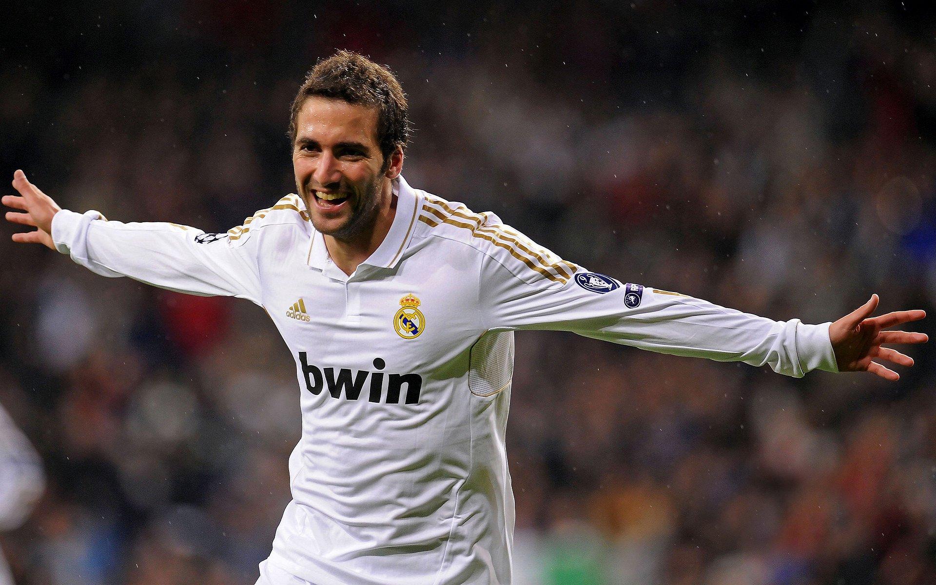 高准翼谈世界波破门，确实是瞄准球门去 靠拼搏补短板